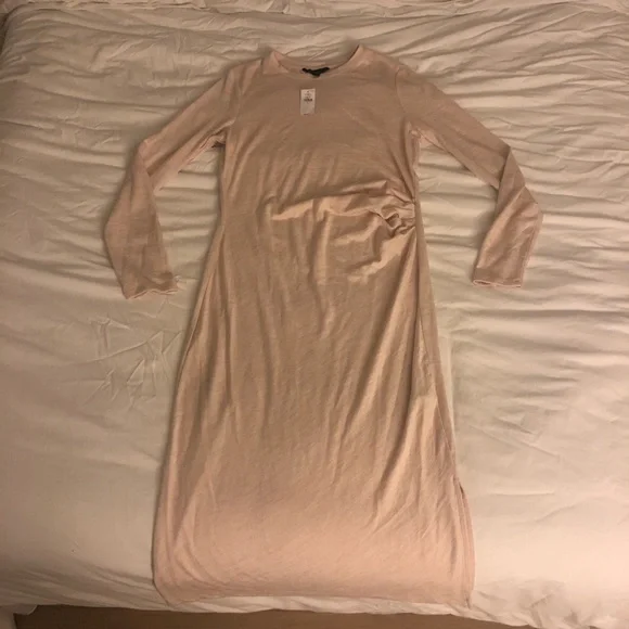 banana republic cream dress Banana Republic cream long sleeve midi dress